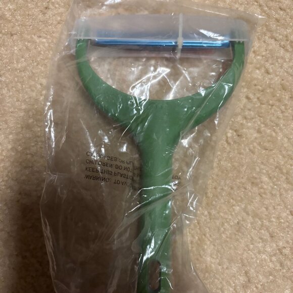 NIP Big Kuhn Rikon Original Swiss Peeler - Picture 9 of 9